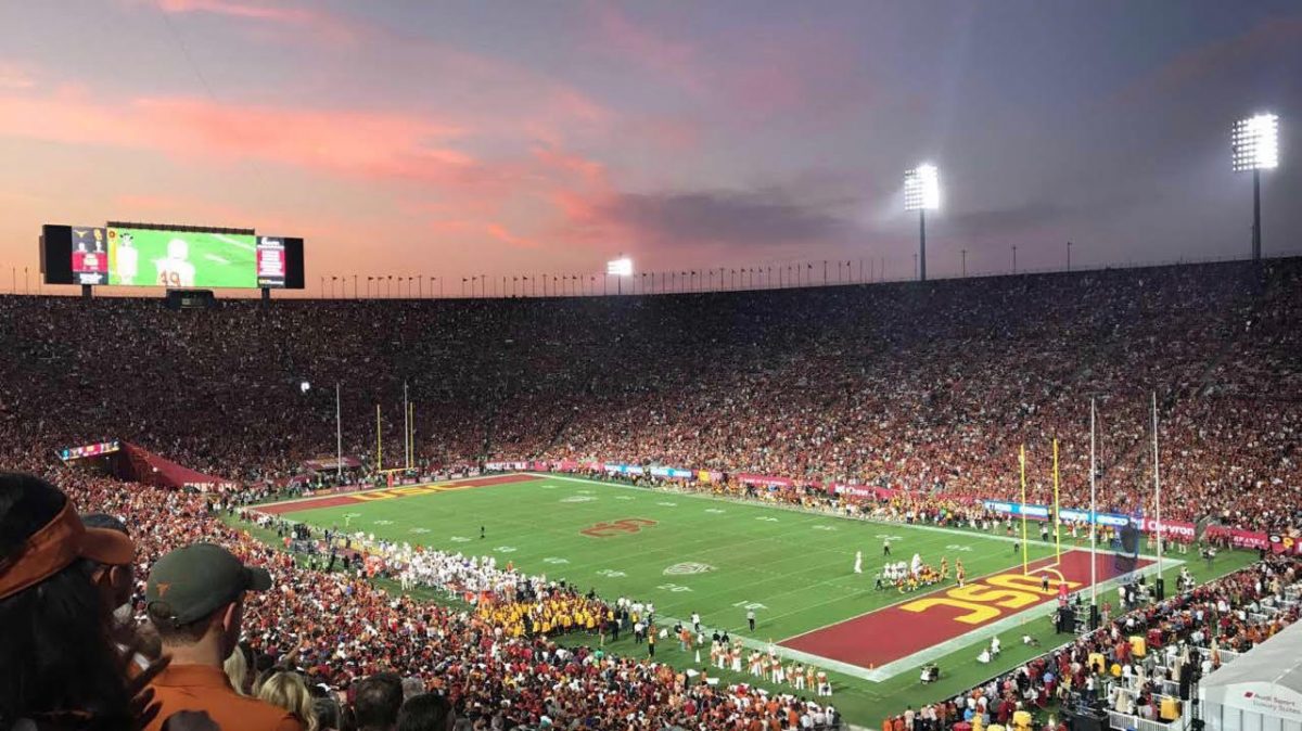 The+stadium+in+Los+Angeles+was+filled+with+Longhorns+and+Trojans.+