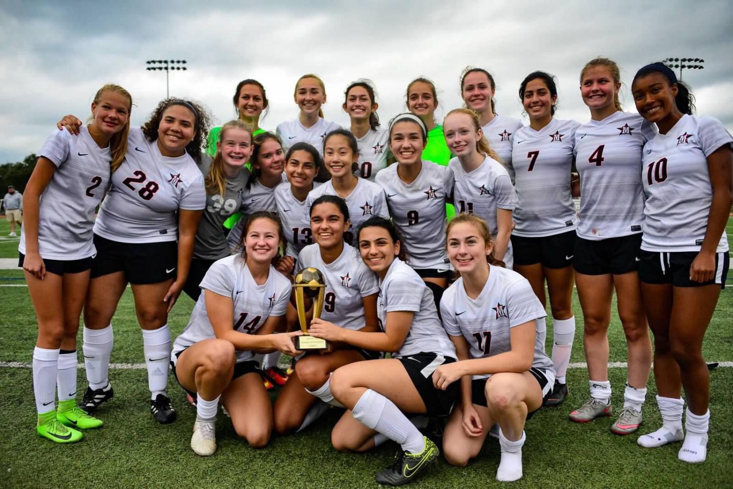 Girl team football